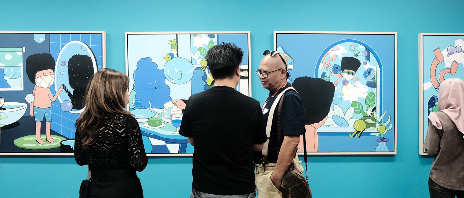EVOKING EMOTIONS IN HUE: GULA’S JOURNEY FROM STREET ART TO THE BLUE ROOM